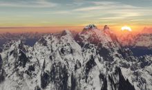 研究：喜马拉雅山脉不仅在变高，还可能变“长”